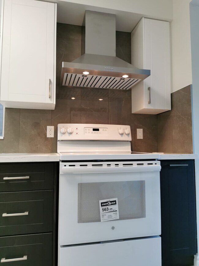 Photo - 1809 Danforth Av Unit 22