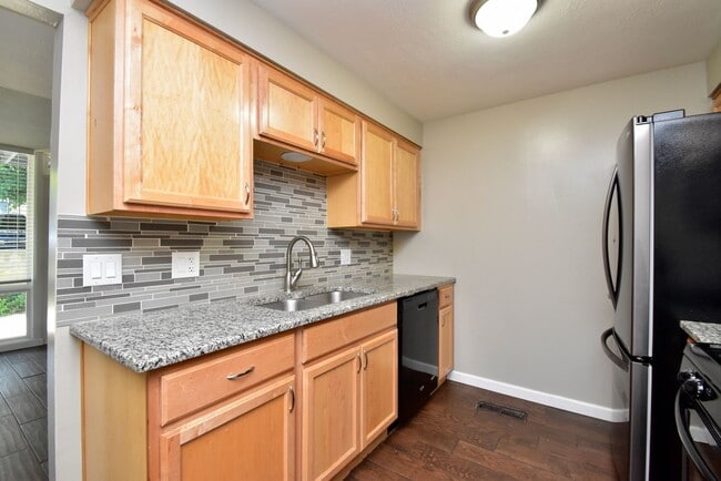 Photo - 127 E 1100 N Unit 3