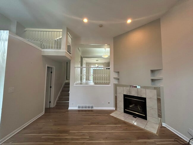 Photo - 1242 Labrosse St