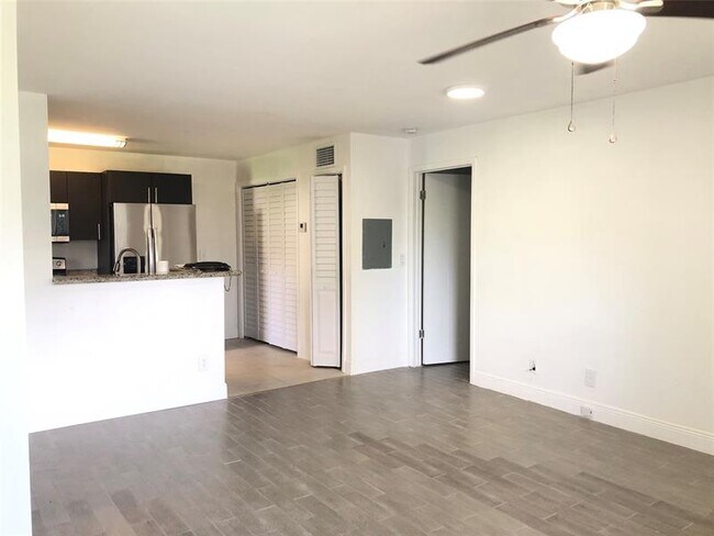 Photo - 3959 NW 87th Ave