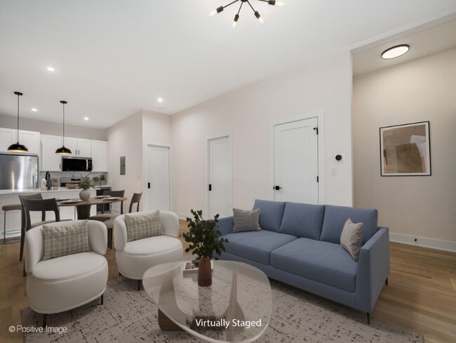 Photo - 2142 N Maplewood Ave Unit 1F