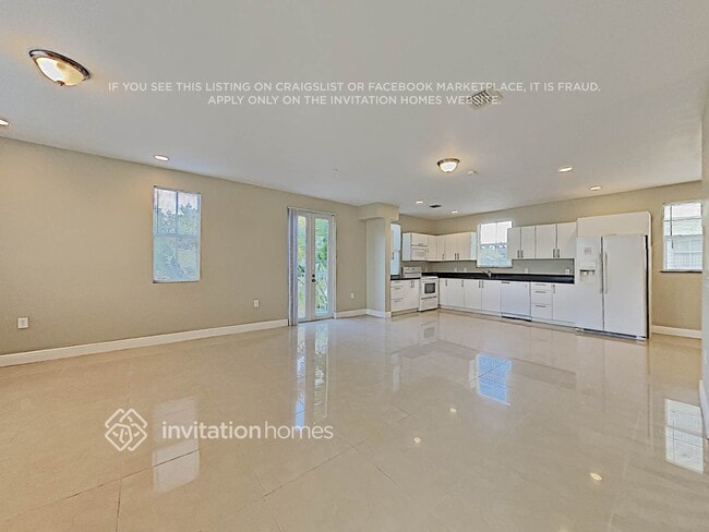 Photo - 1705 Johnson St