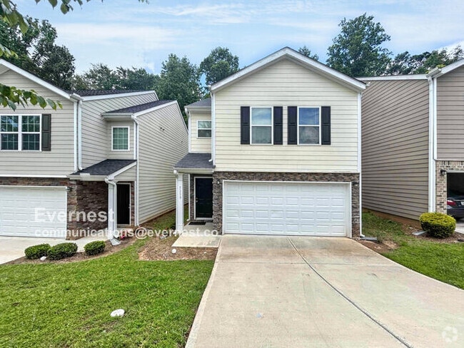 Building Photo - Inviting 3-Bedroom Home with Convenient Lo...