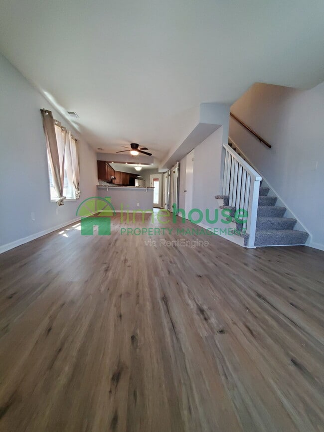 Photo - 724 Carolina Ave