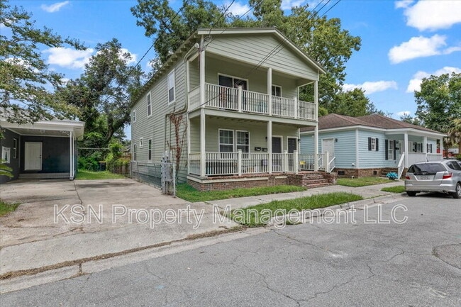 Photo - 1124 Collins St Unit Upper