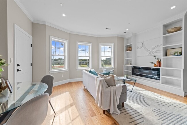 Photo - 31 Boardman St Unit PH