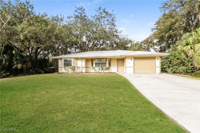 Building Photo - 4555 Chaplin Terrace Rental