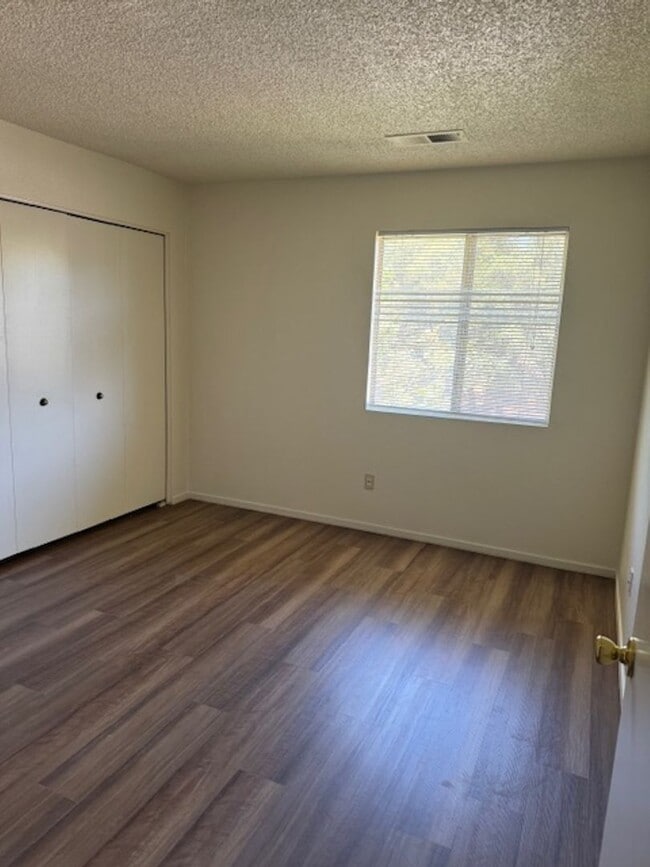 Photo - 1801 Conifer Way Unit 4