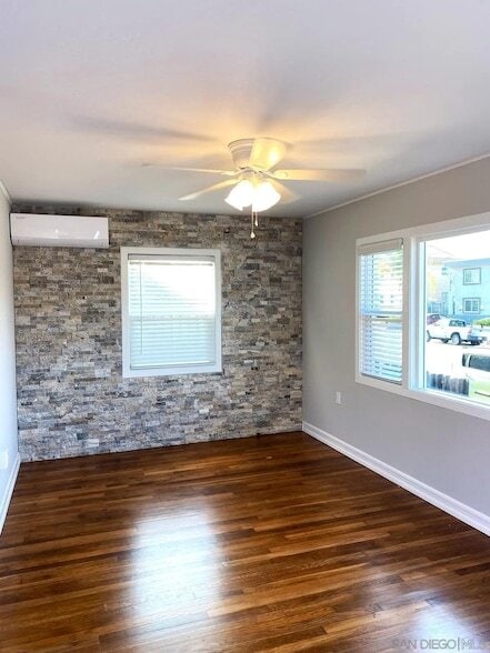 Photo - 1216 Robinson Ave
