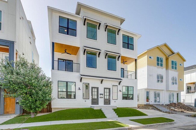 Photo - 2333 Benbrook Blvd Unit Full 2027