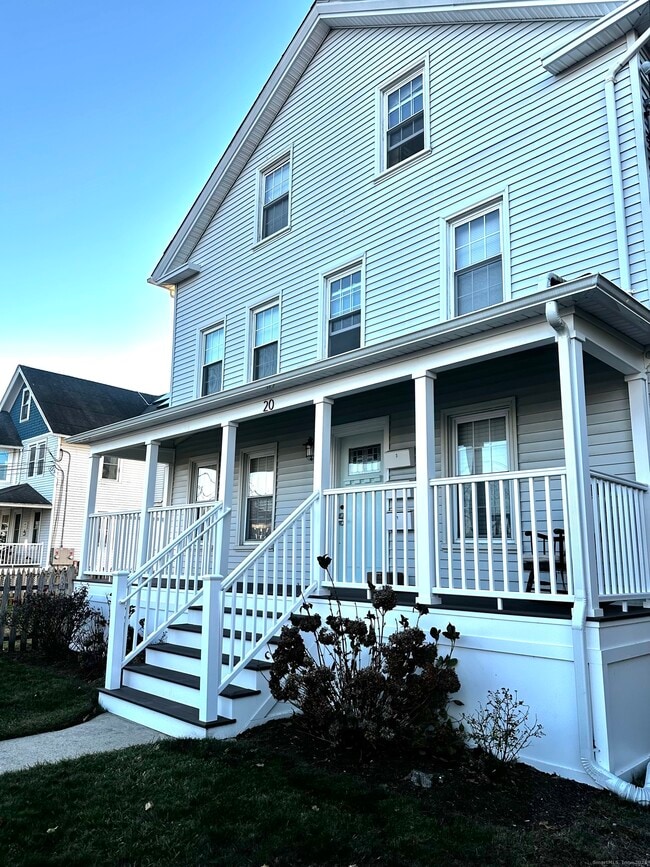 Photo - 20 Jackson Ave Unit 1