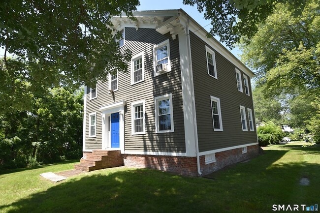Building Photo - 139 Hewitt Rd