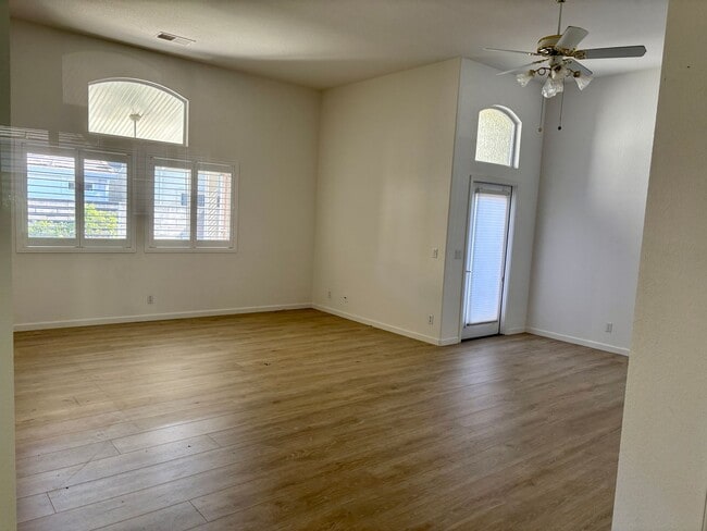 Photo - 55+ Folsom Gated Community-2/2 (WOW)!  Please see full ad for viewings!