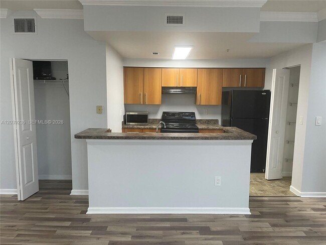 6020 W Sample Rd Unit 308