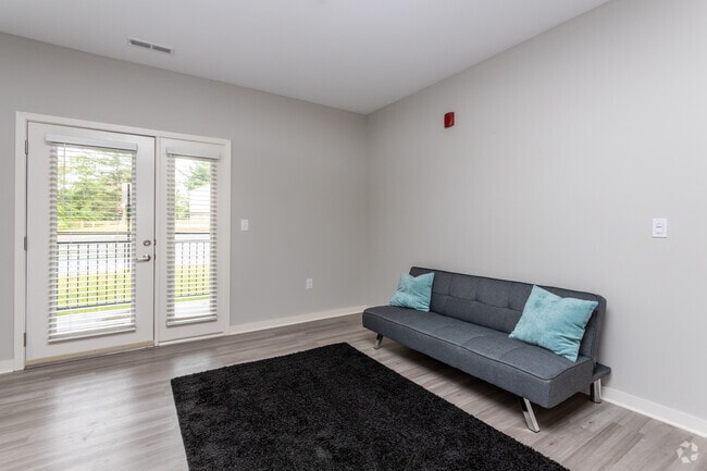 3BR, 2BA - 1,117 SF - Living Room