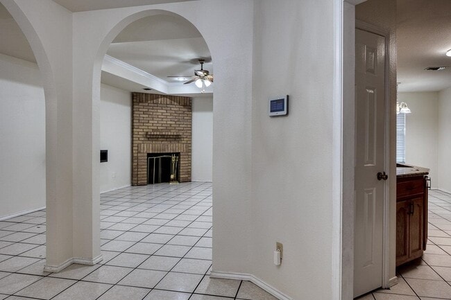 Photo - 109 Burwood Ln