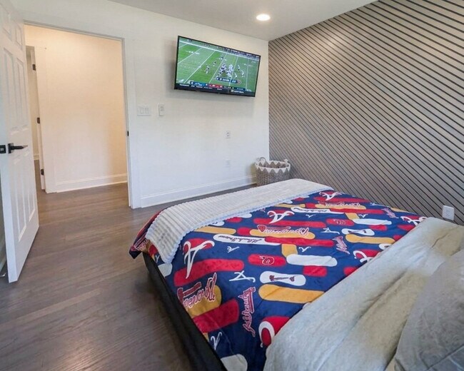 145 Melinda Way SE Unit SI ID1536680P
