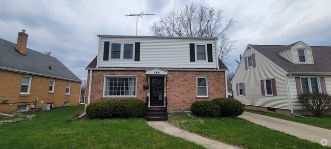 Building Photo - 666 Page Ave Unit 666 Page Avenue Rental