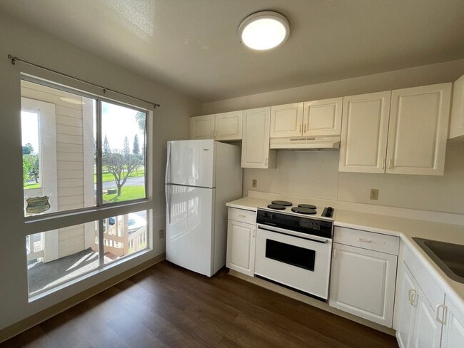 Photo - Parkglen at Waikele upstairs corner/end unit