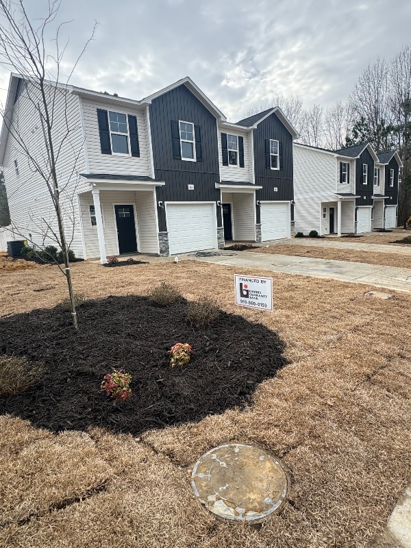 Photo - 888 Danish Dr