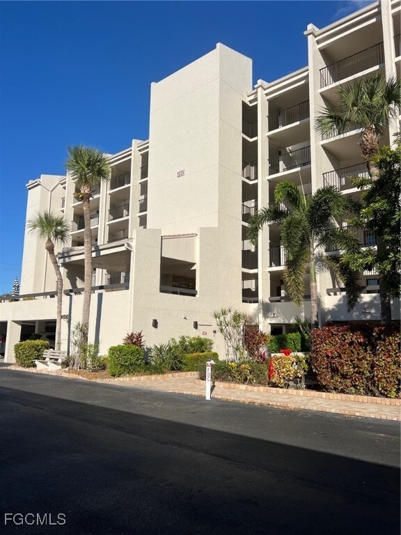 Building Photo - 4100 Steamboat Bend E Unit 501