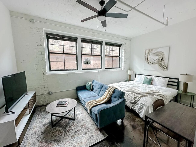 Photo - 213 N Mead St Apartment Unit ID1074455P
