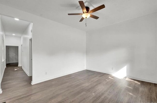 Photo - 829 Meigs Ave