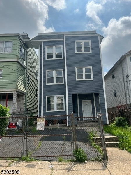 Photo - 154 Johnson Ave Unit 3