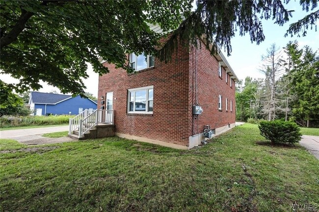 Photo - 862 Falcon Dr