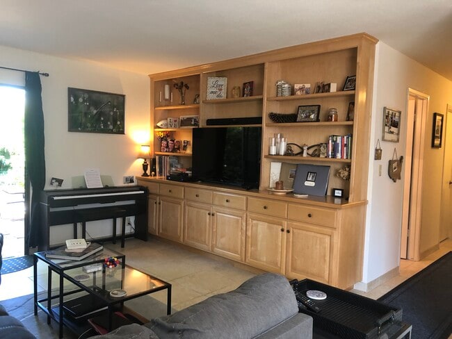 Photo - 1064 Fremont St Unit 1064