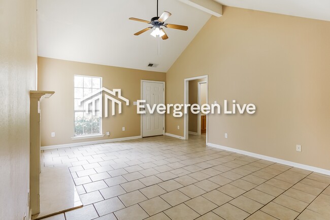 Photo - 120 Carrington Ln