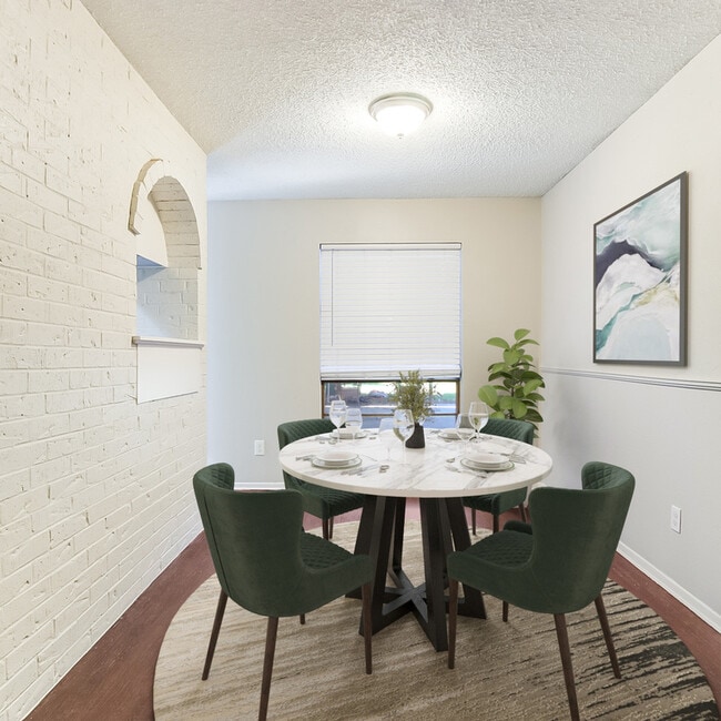 Photo - 1908 Nolen Ct