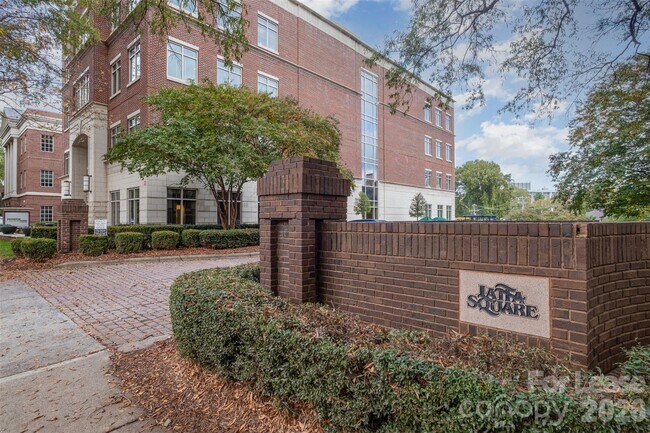 Photo - 1101 E Morehead St