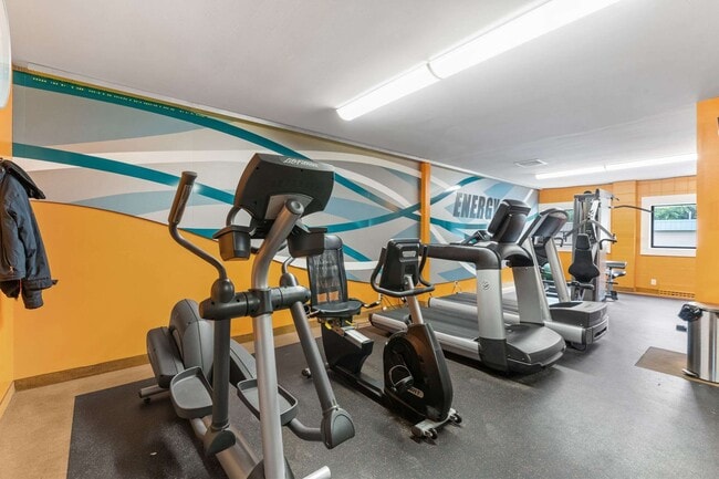 Photo - Como Park Apartments