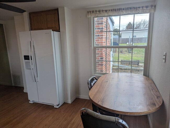 Photo - 3 bed 1 bath Orchards House