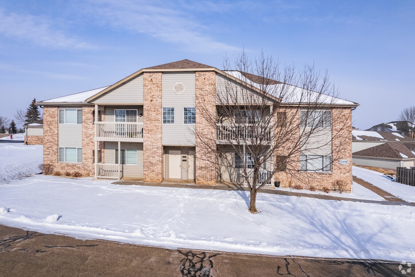 Photo - Lake Ridge Condominium