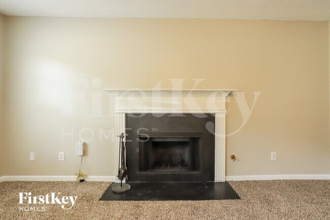 Photo - 5833 Cobalt Dr SW