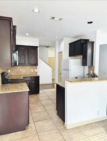 Photo - 1829 Valencia Dr