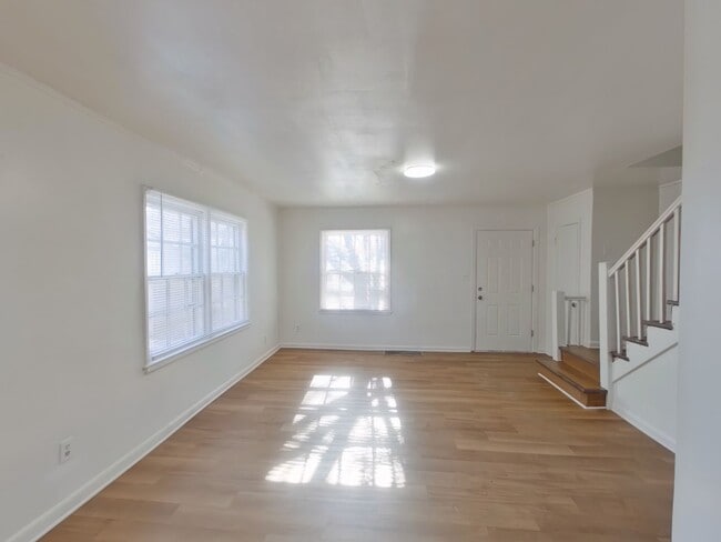 Photo - 707 S Hydraulic Ave Unit 707