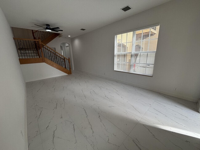 Photo - 2789 Eagle Rock Cir