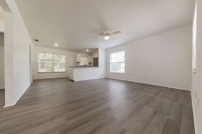 Photo - 430 Ave B NE Unit A