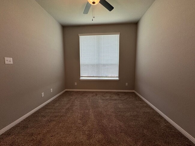 1312 Dowdy Dr