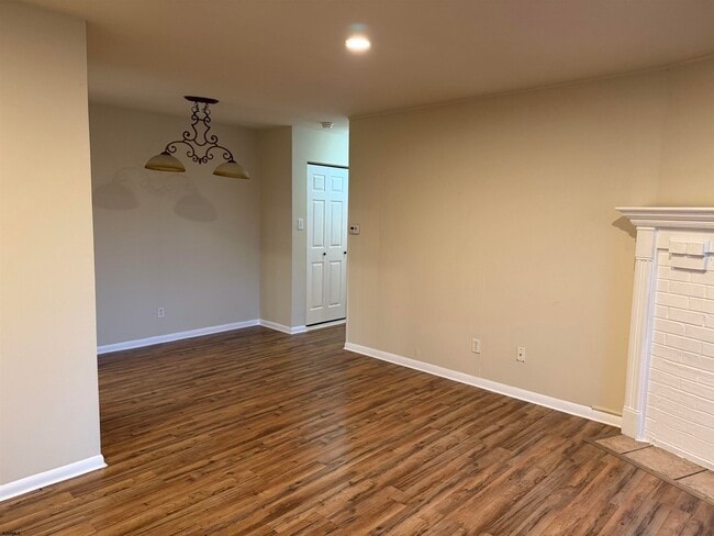 Photo - 104 Vail Ct Unit 104