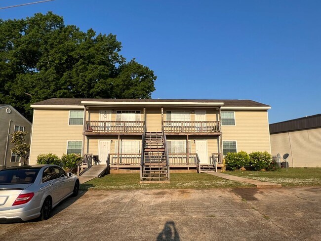 205 Glenwood Ln Unit 1