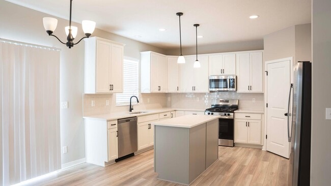 Photo - 1717 Longhill Dr