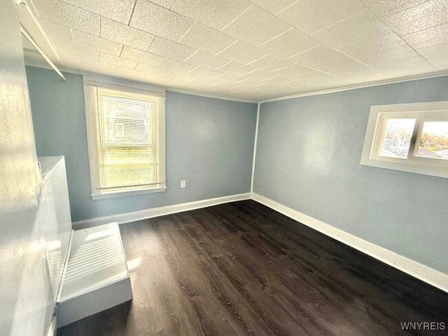 Photo - 300 Springville Ave