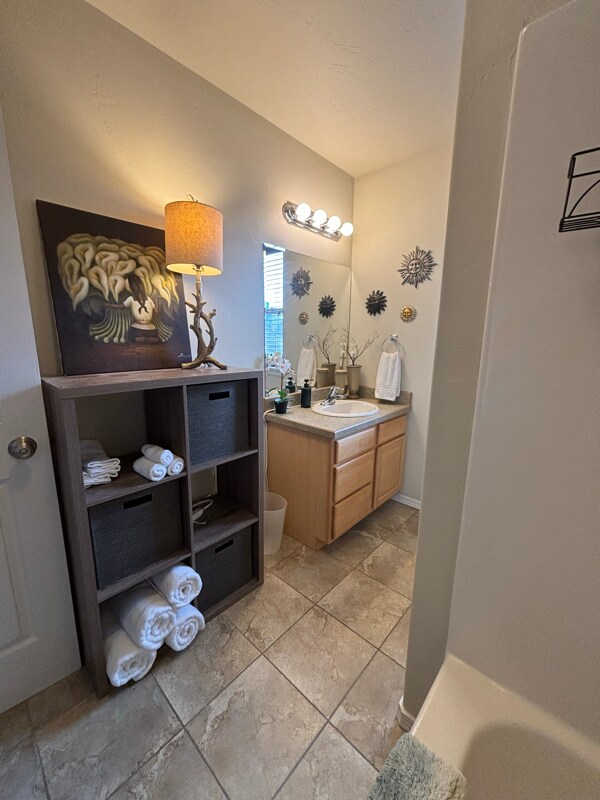 Photo - 715 Cedar St