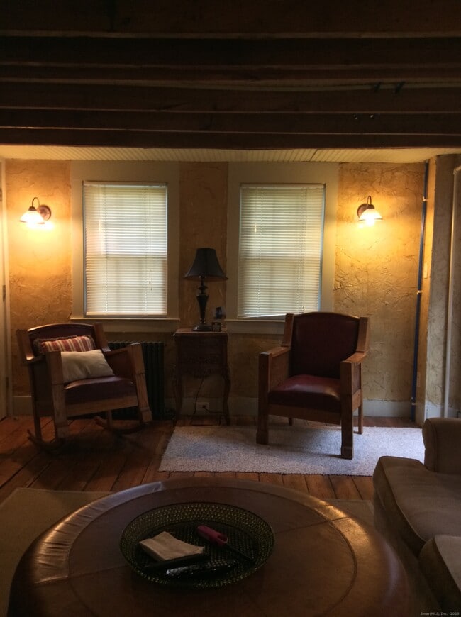 Photo - 1187 Mt Carmel Ave