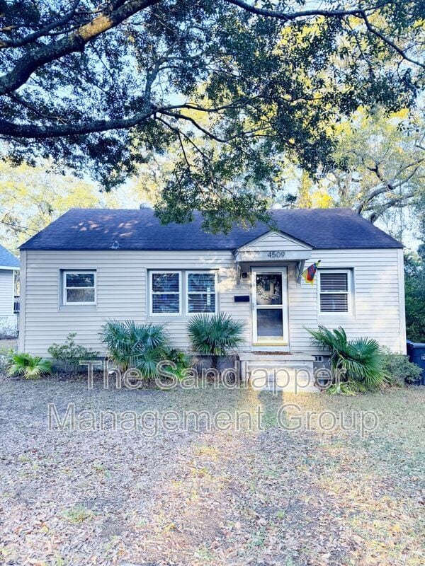 Building Photo - 4509 Old Park Rd