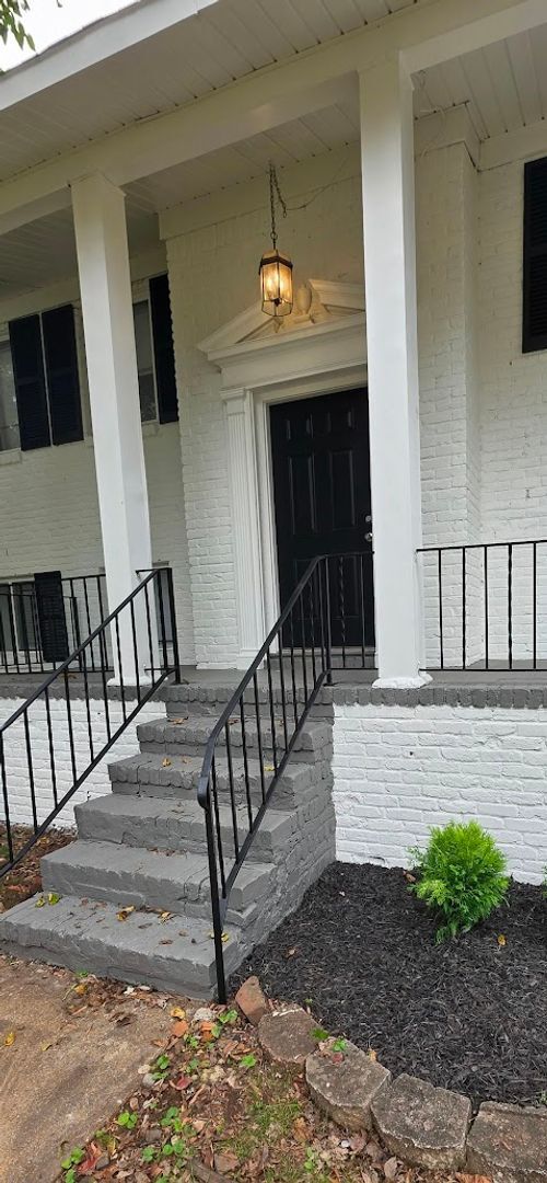 Photo - Large Family Home - Move In Ready!